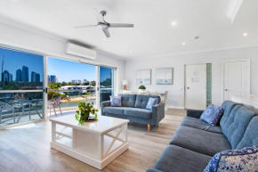 3br Broadbeach Lakefront Apartment
